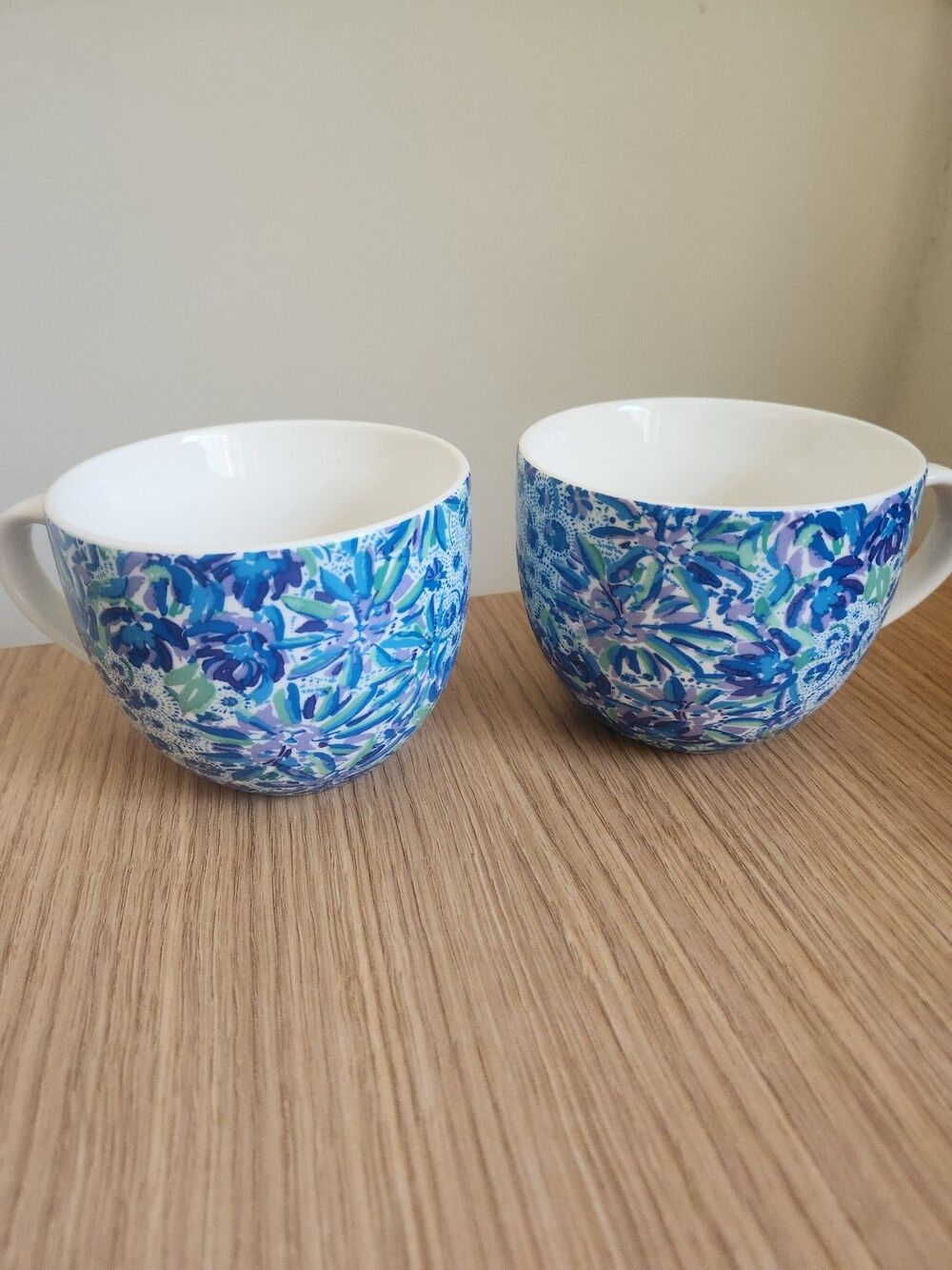 Lilly Pulitzer Set of 2 Mugs Blue Green Purple Floral Design